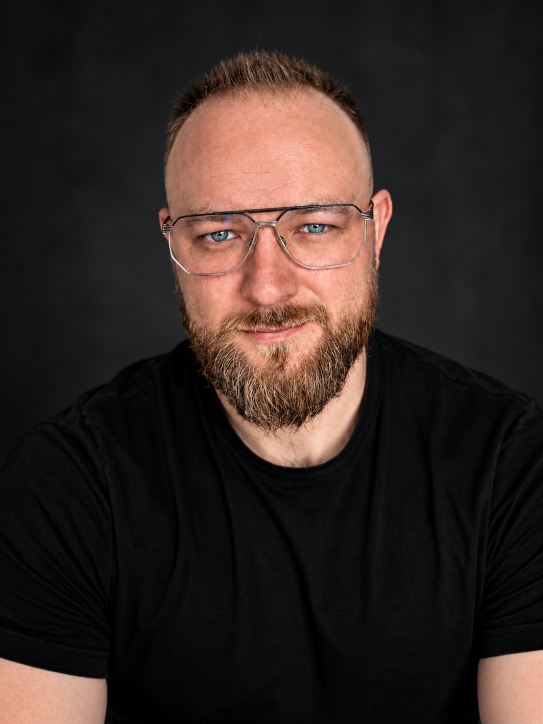 Edgar Cinegr, fractional CRO and sales leader